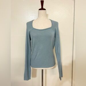Red Paiul Long Sleeve Knit Blue Blouse